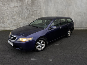 Honda Accord (5 foto / 10)