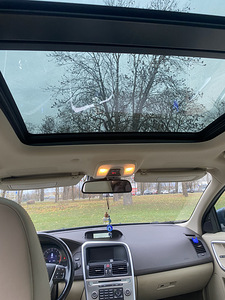 Volvo XC60 2.4 D5 120 kw (11 foto / 15)