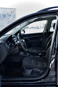 Skoda Octavia 1.2 77kW (7 foto / 10)