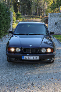 BMW E34 525 TDS Touring (1 foto / 8)