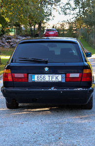 BMW E34 525 TDS Touring (5 foto / 8)