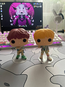 BTS figuurid FUNJO POP SUGA JA V (1 foto / 3)