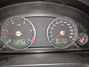 Ford Mondeo (7 фото из 8)