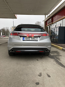 Honda Civic 2010 (3 foto / 14)