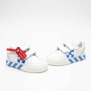 OFF-WHITE VULCANIZED LOW-TOP SNEAKERS (1 foto / 1)
