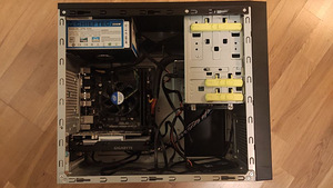 PC i3-8100 GTX 1650 16GB RAM (2 foto / 3)