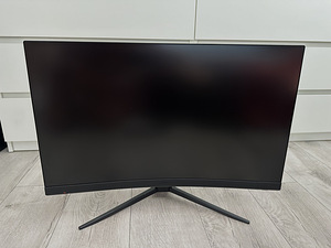 Monitor MSI Optix MAG272C 27" (3 foto / 3)