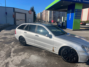 Mercedes Benz c220 (3 foto / 6)