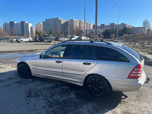 Mercedes Benz c220 (4 foto / 6)