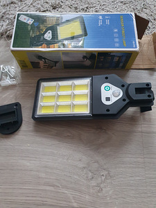 Paikesepaneeliga LED lamp! UUS! (2 foto / 3)