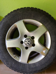 VW Touareg valuveljed 17", 5x130 rehvidega (2 foto / 3)