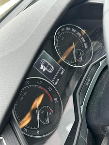 SKODA SUPERB 1.8 (5 foto / 9)