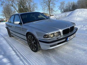BMW E38 730d 2001г - Регистрационный сбор оплачен (2 фото из 11)