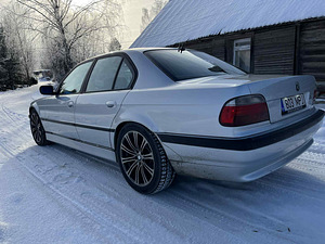 BMW E38 730d 2001г - Регистрационный сбор оплачен (6 фото из 11)