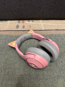 Razer Kraken BT Kitty Quartz беспроводные наушники (8 фото из 8)