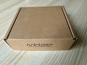 MiniDSP 2x4 rev. B signaaliprotsessor (1 foto / 9)