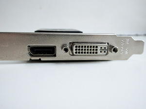Видеокарты Nvidia Quadro 600 (2 фото из 3)