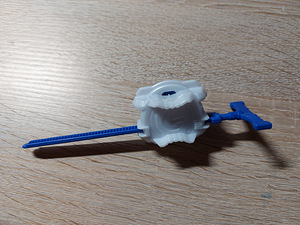 Beyblade takara tomy (3 foto / 4)