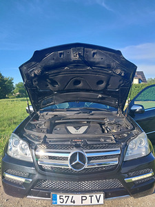Mercedes-Benz GL 350 CDI 4MATIC 3.0 165KW 2011 (7 foto / 15)