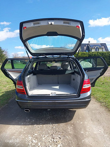 Mercedes-Benz C 180 2.1 88kW (14 foto / 14)
