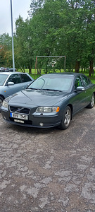 Продажа легкового автомобиля (2 фото из 3)