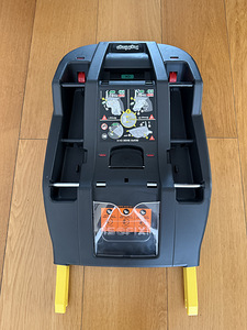 Peg Perego isofix 0+1 K laste turvatooli alus (2 foto / 4)