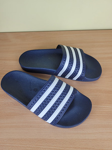 Sussid addidas (1 foto / 2)