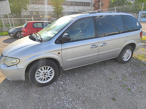 Chrysler Voyager 2.8 crd 110kw 2005 (4 foto / 8)