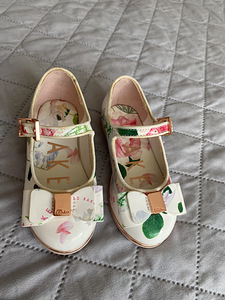 Ted Baker jalanõud s.23 (3 foto / 4)