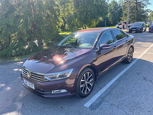 Volkswagen Passat 1.8 (1 foto / 15)