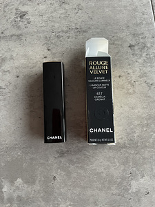 Huulepulk Chanel Allure Velvet (1 foto / 3)