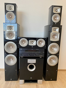 YAMAHA NATURAL SOUND AV RECEIVER RX-V657 (1 foto / 7)