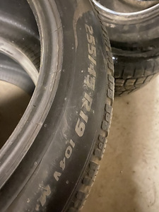 Pirelli lamellid 2tk 255/45 R19 (3 foto / 4)
