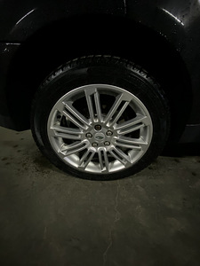 Range Rover Sport (5 фото из 10)