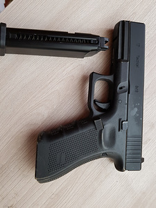 Glock 4 gen Green gas (2 foto / 2)