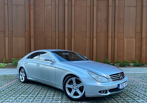 Mercedes-Benz CLS (2 foto / 15)