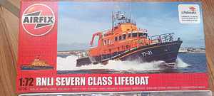 Airfix RNLI Severn class Lifeboat (2 foto / 2)