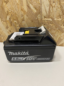 Makita aku (1 foto / 1)