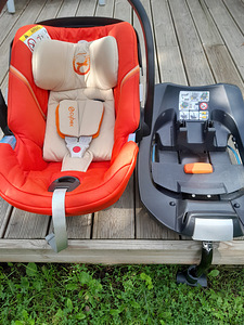 Cybex Aton 5 люлька koos Aton Base 2 (1 фото из 4)