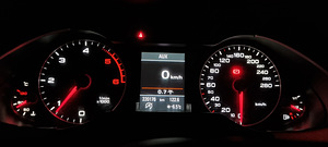 Audi A4 B8, 2010 ,2.0TDI Quattro, 105kW . (5 foto / 9)