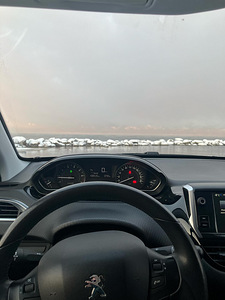 Peugeot 2008 1.2 60kW (11 foto / 15)
