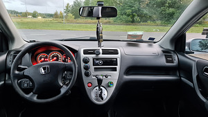 Honda Civik 1.6 atm (1 foto / 8)