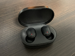 Mi True Wireless EBs Basic_R (2 фото из 2)