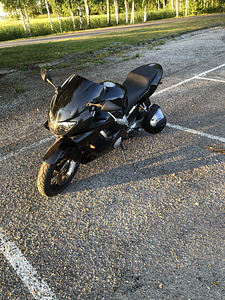 Honda cbr 600 F4 (4 foto / 6)