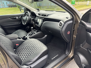 Nissan Qashqai 1.2 85kw 2014a. (7 foto / 12)