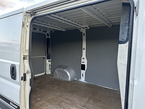 Peugeot Boxer 2007a. (14 foto / 14)