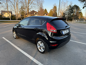 Ford Fiesta 1.6D, 2011a. (5 foto / 15)