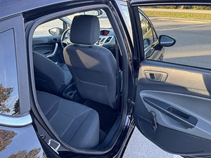 Ford Fiesta 1.6D, 2011a. (11 foto / 15)