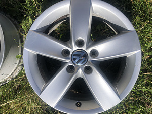 VW 16' ORIGINAL VELJED (2 foto / 3)