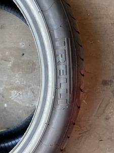 Pirelli 255/40R19 (3 фото из 3)